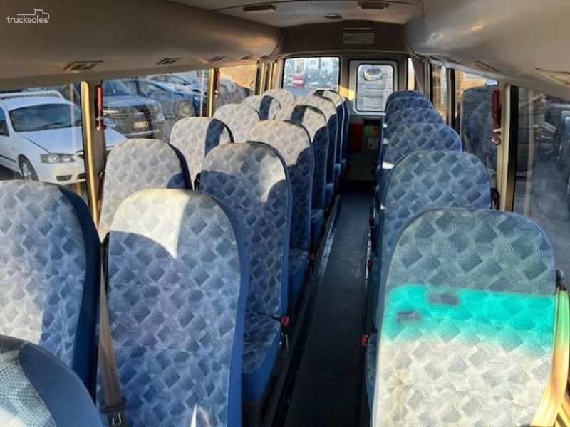 
								Mitsubishi Rosa Deluxe BE 600 full									