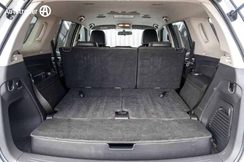 
								Isuzu MU-X Ls-T (4X4) Uc My15.5 full									