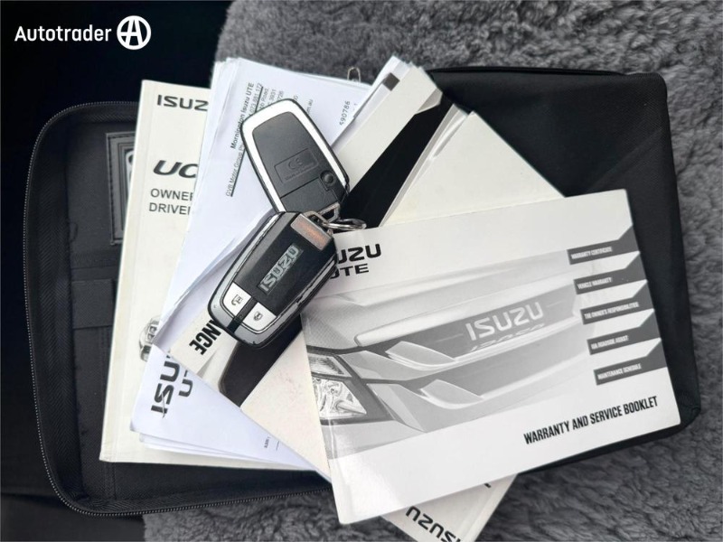 
								Isuzu MU-X Ls-T (4X4) Uc My15 full									