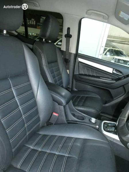 
								Isuzu D-MAX Ls-U (4X4) My25.5 full									