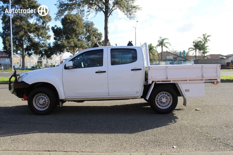 
								Isuzu D-MAX Sx (4X4) Tf My19 full									