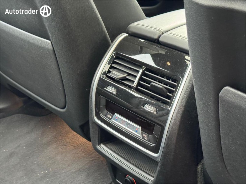 
								BMW X7 Xdrive30D G07 full									