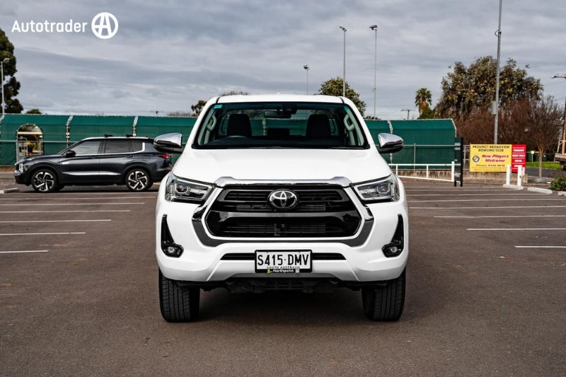 Toyota Hilux Sr5 (4X4) Gun126R
