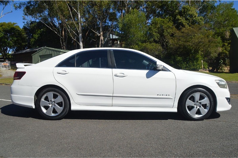 Toyota Aurion