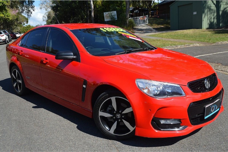
								2016 Holden Commodore full									