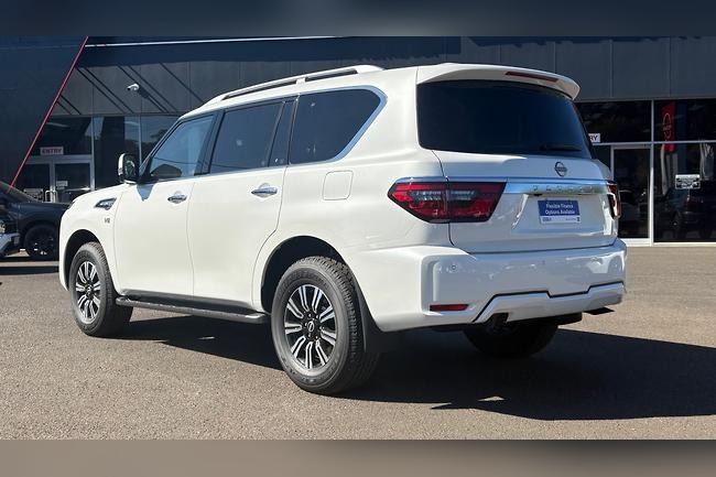 
								Nissan Patrol full									