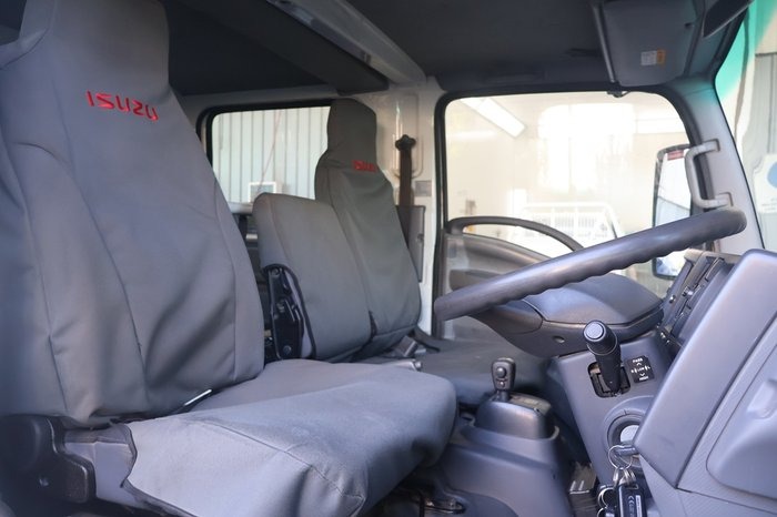 
								ISUZU NQR 87-190 full									
