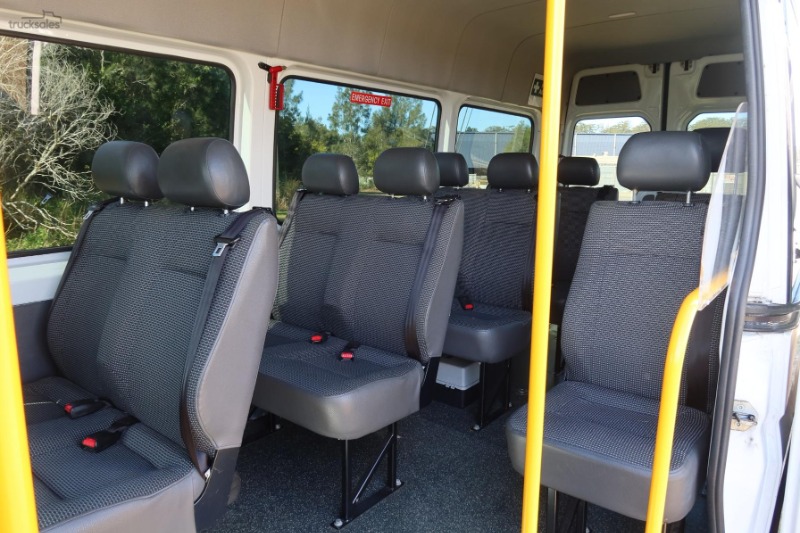 
								Mercedes Benz Sprinter 316 12 SEAT BUS full									