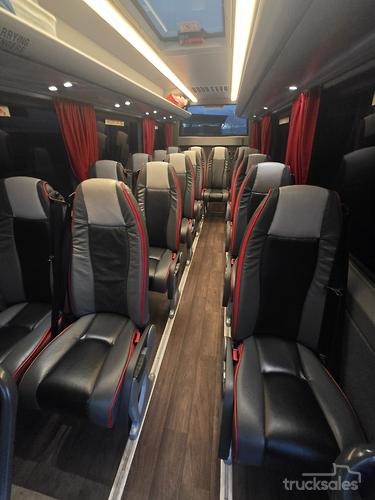 
								Mercedes-Benz 16 SEAT TRAVEL BUS full									