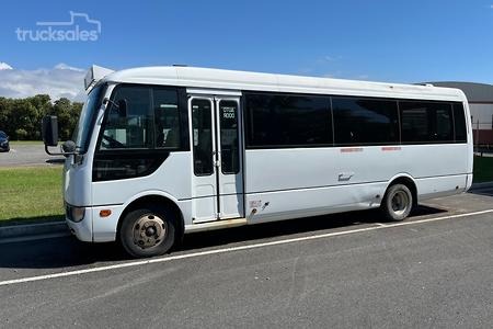 
								Mitsubishi Rosa full									