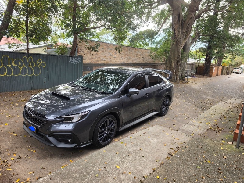 
								Subaru 42700 Sedan GREY full									