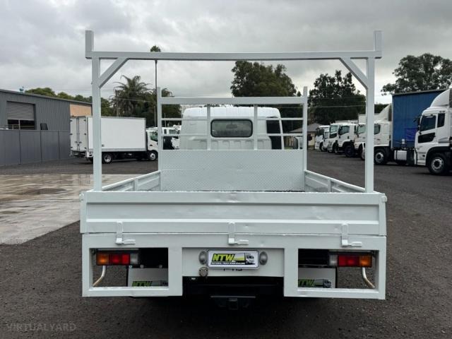
								FUSO CANTER full									