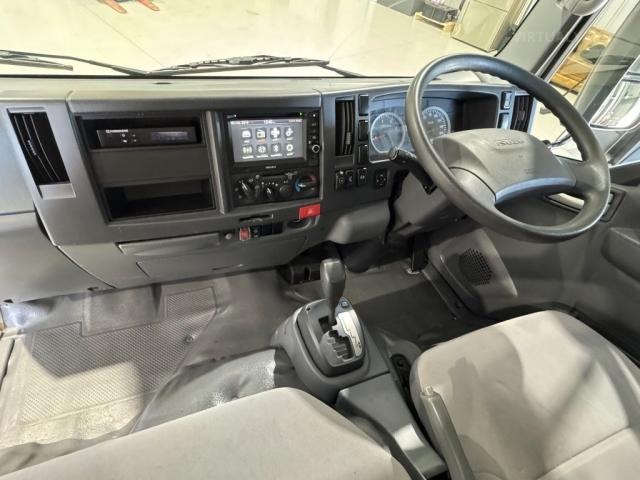 
								ISUZU NLR 45/150 SHORT full									