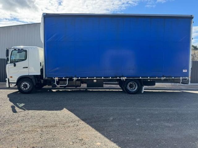 
								HINO FE 1426 500 SERIES full									