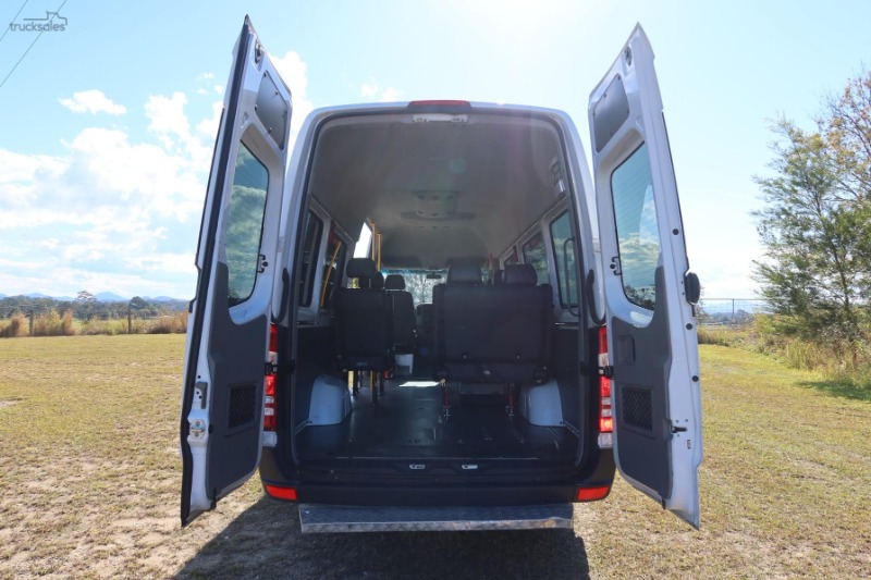 
								Mercedes Benz Sprinter 316 12 SEAT BUS full									