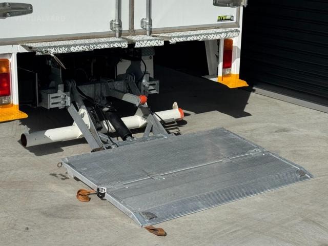 
								HINO 300 SERIES 616 MEDIUM full									