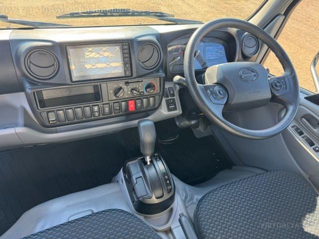 
								Hino 300 Series 616 IFS full									