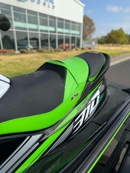 
								Kawasaki Ultra 310X – 2016 Model full									