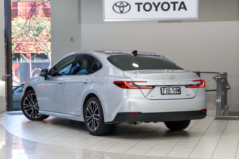 
								2026 Toyota Camry SL AXVH80R $53,888 full									