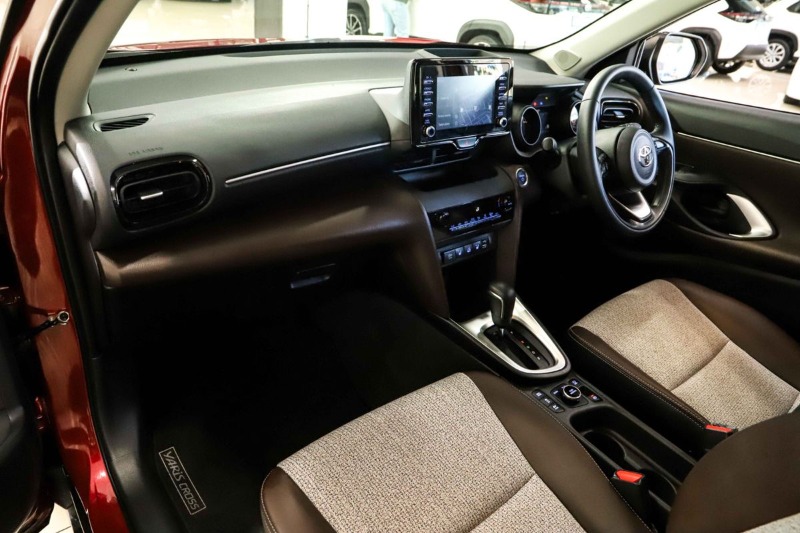 
								2021 Toyota Yaris Cross Urban MXPJ15R $35,888 full									