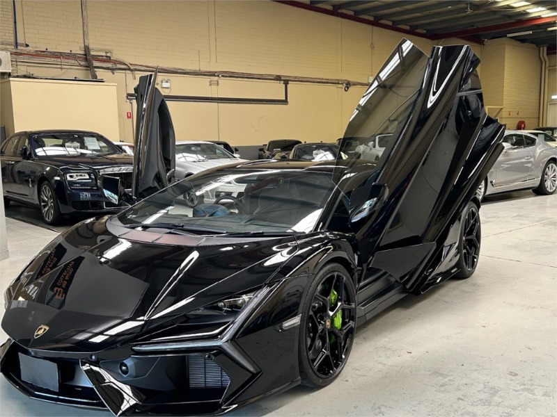 
								2025 Lamborghini Revuelto Coupe 744 MY25$1,289,000 full									