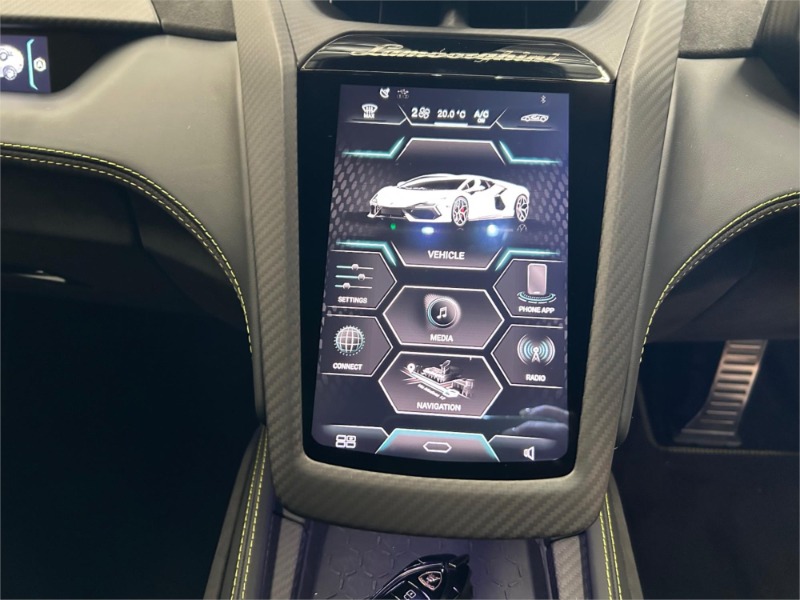 
								2025 Lamborghini Revuelto Coupe 744 MY25$1,289,000 full									