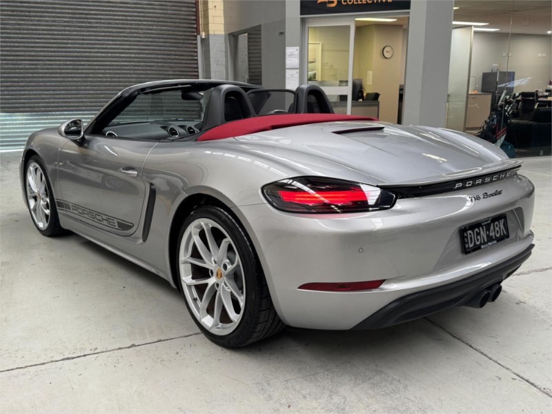 
								2024 Porsche 718 Convertible Boxster Style Edition 982 MY24$127,990 full									