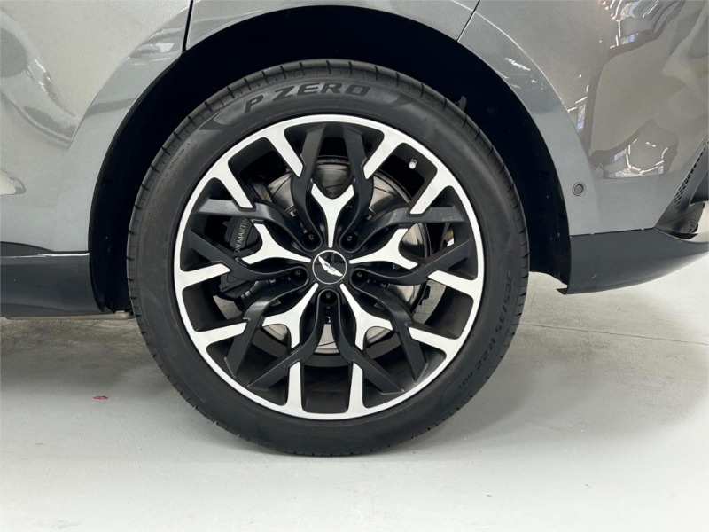 
								2021 Aston Martin DBX Wagon MY21$199,990 full									