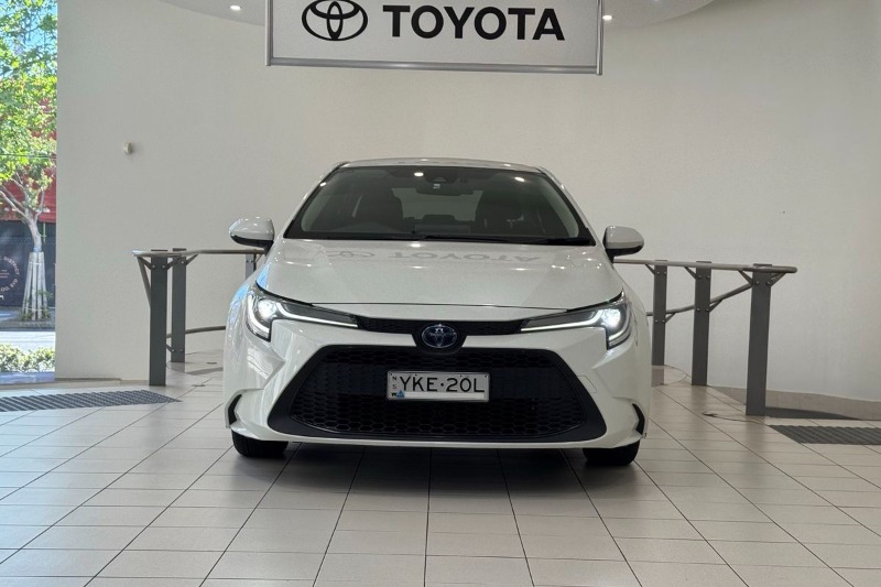 
								2020 Toyota Corolla SX Hybrid ZWE211R $28,888 full									