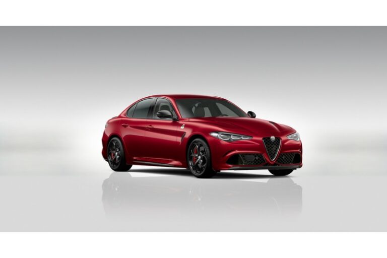 2025 Alfa Romeo Giulia Quadrifoglio Series 5 $164,888