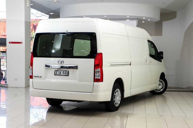 
								2022 Toyota Hiace GDH320R ELWB High Roof $49,888 Excl. Govt. Charge full									