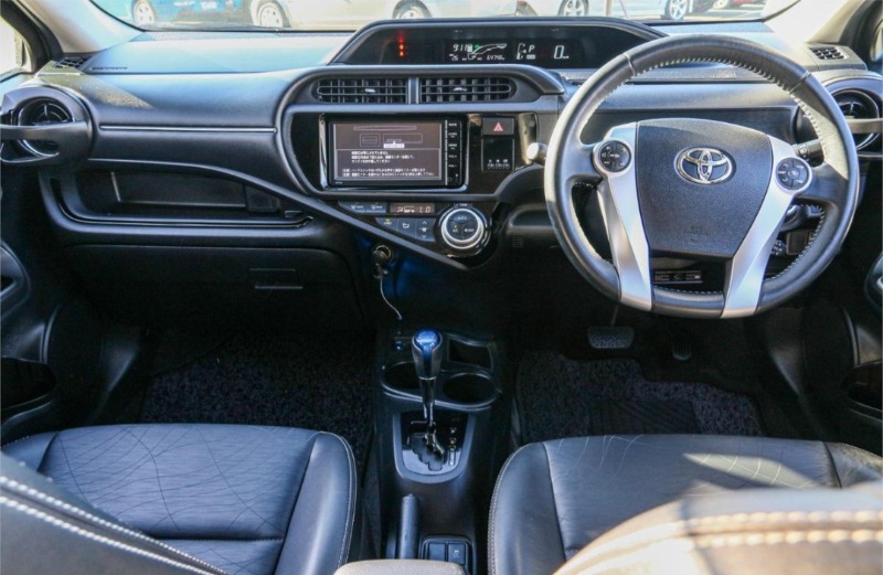 
								2015 Toyota Aqua $15,990 Drive Away full									