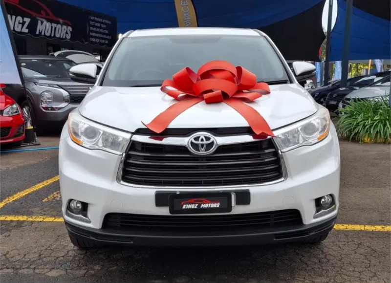 
								2015 Toyota Kluger GX Auto 2WD $19,990 Ex Govt Charges* full									