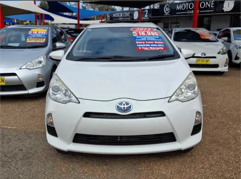 
								2015 TOYOTA AQUA Automatic $17,995 Ex Govt Charges* full									