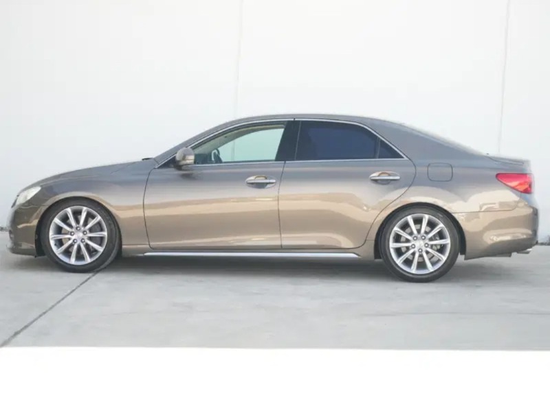 
								2011 Toyota Mark X Premium Automatic $14,990 Drive Away full									