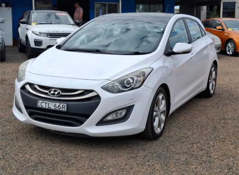 
								2014 Hyundai i30 Premium Auto MY14 $10,995 Ex Govt Charges* full									