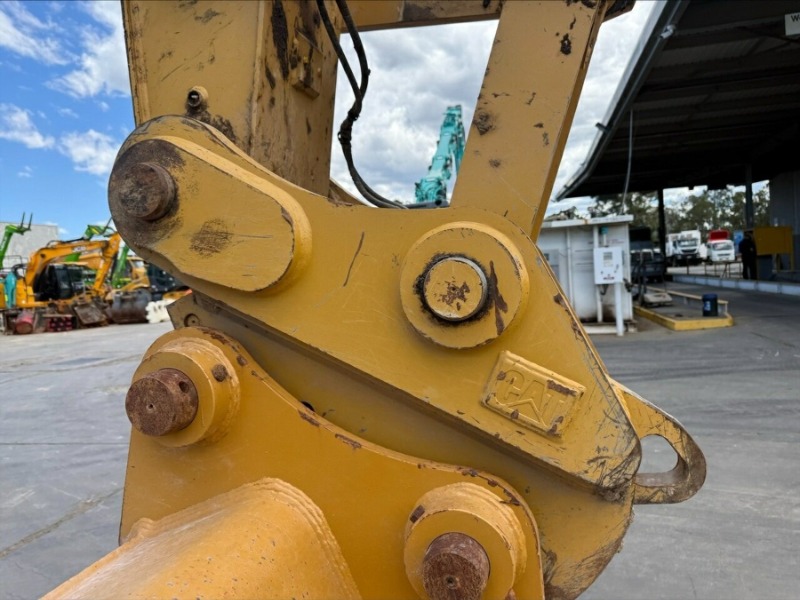 
								2023 Cat 330GC Excavator full									