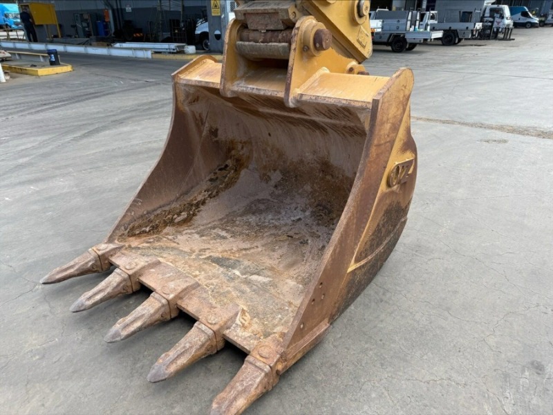 
								2023 Cat 330GC Excavator full									