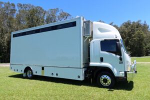 Isuzu FSR 700 Premium Auto – PROMOTIONAL / MOBILE DISPLAY TRUCK