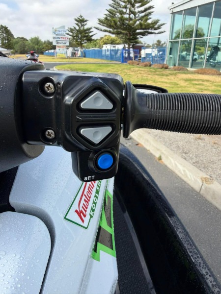 
								Kawasaki Ultra 310X – 2016 Model full									