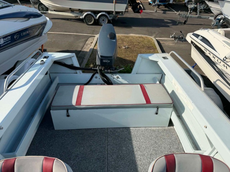 
								Brooker 410 Sportsman R/A – 2001 Model full									