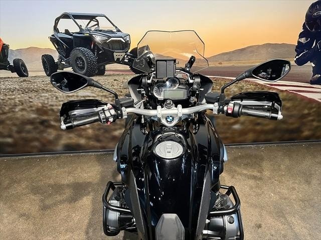 
								BMW R 1200 GS Triple Black full									