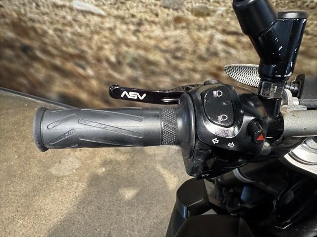 
								Yamaha FZ1N full									