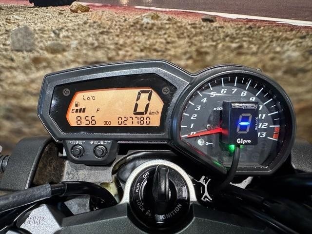 
								Yamaha FZ1N full									
