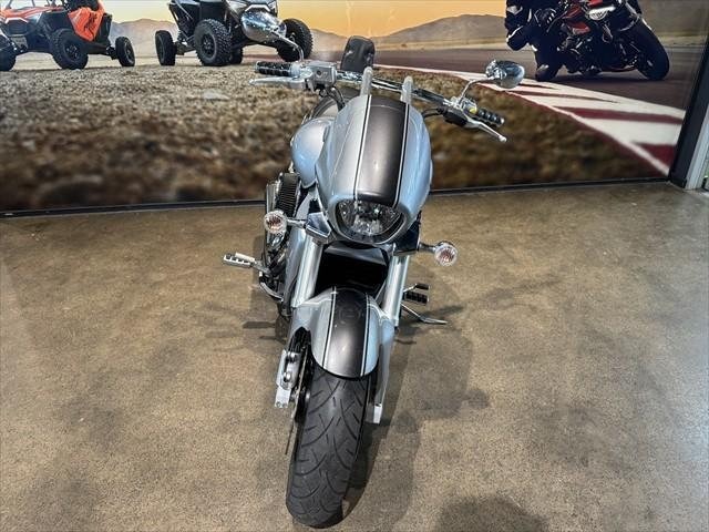 
								Suzuki Boulevard M109R (VZR1800) full									