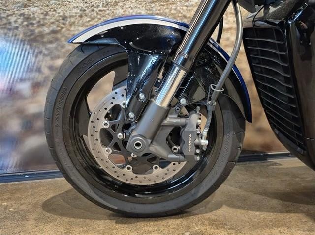 
								Suzuki Boulevard M109R Black Edition (VZR1800BZ) full									