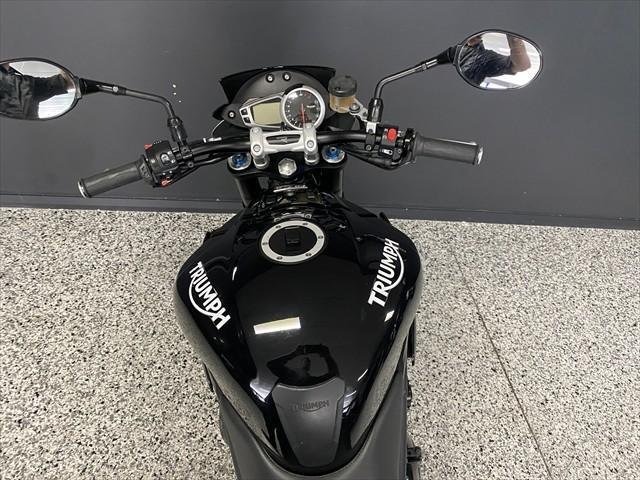 
								Triumph Speed Triple R SE 94 full									
