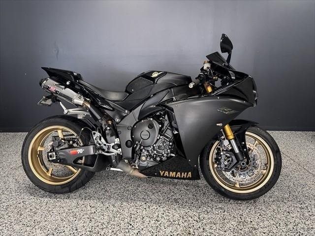 Yamaha YZF-R1