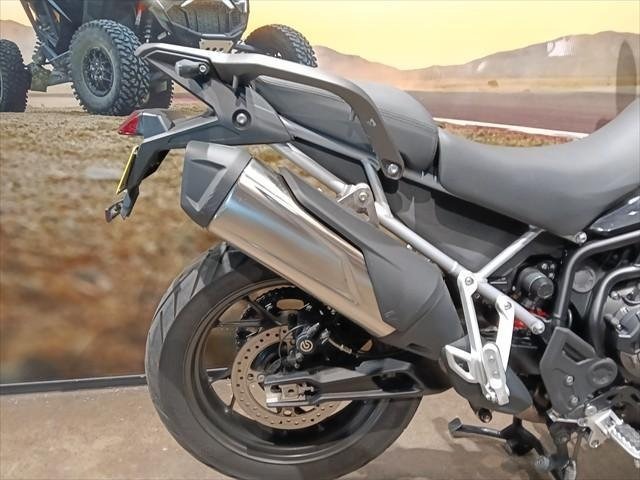 
								Triumph Tiger 900 GT Pro full									