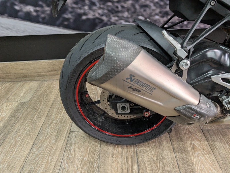 
								BMW Motorrad S 1000 R full									